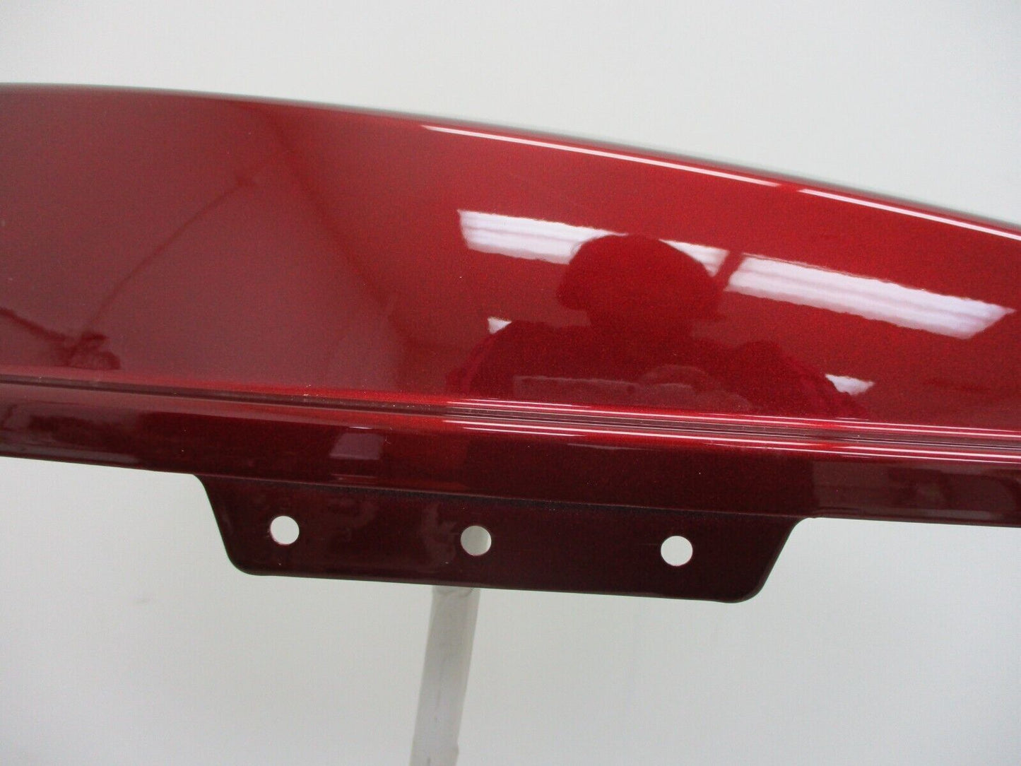 Harley-Davidson OEM  Saddlebag Lid  DARK RED  90200413   2014 and LATER