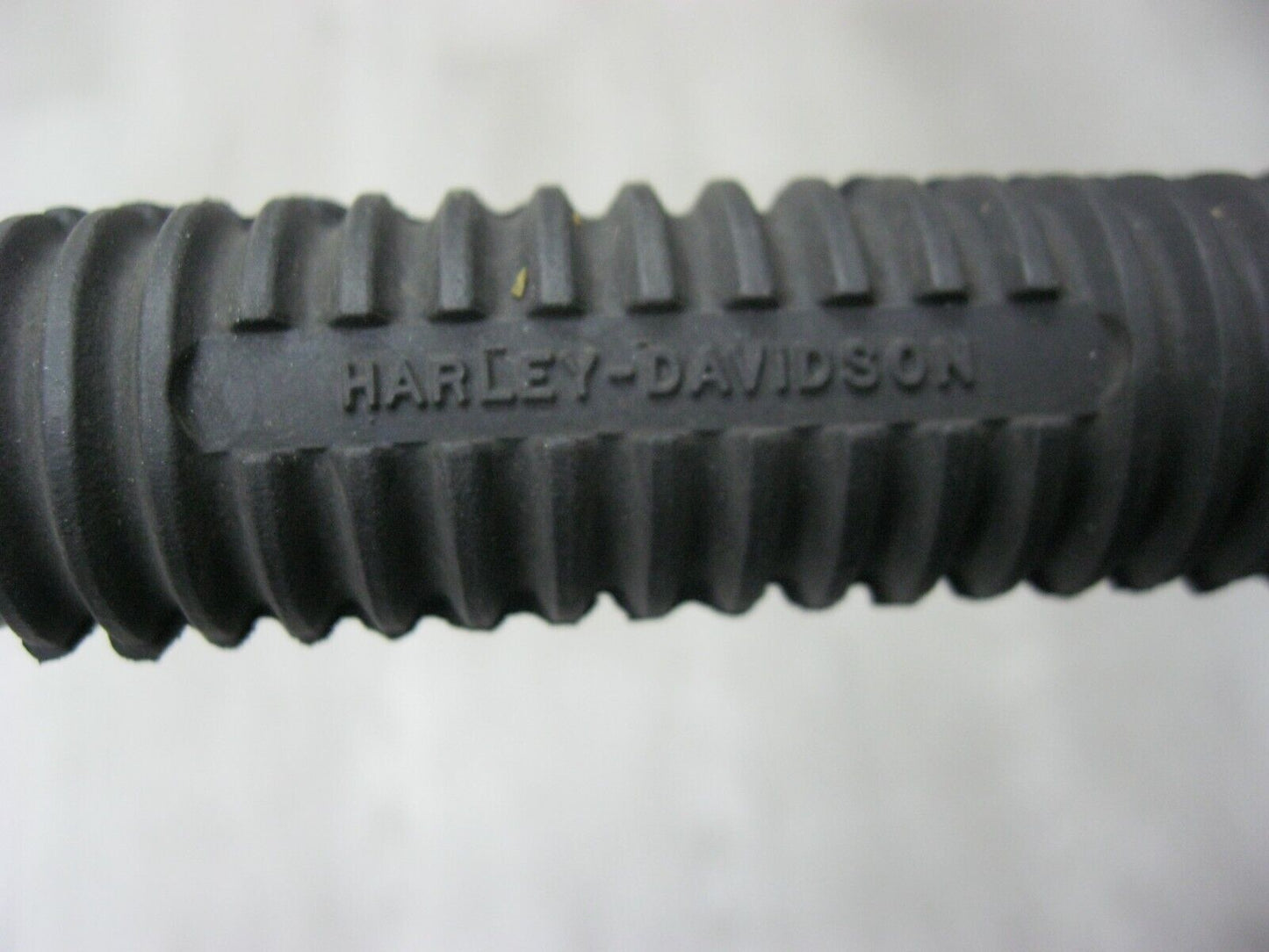 Harley-Davidson OEM 04-14 XL Passenger Footpeg supports & pegs 49314-04/49315-04