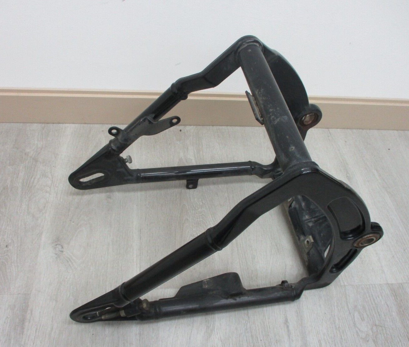 Harley Davidson OEM Black Rear Fork 47573-00A