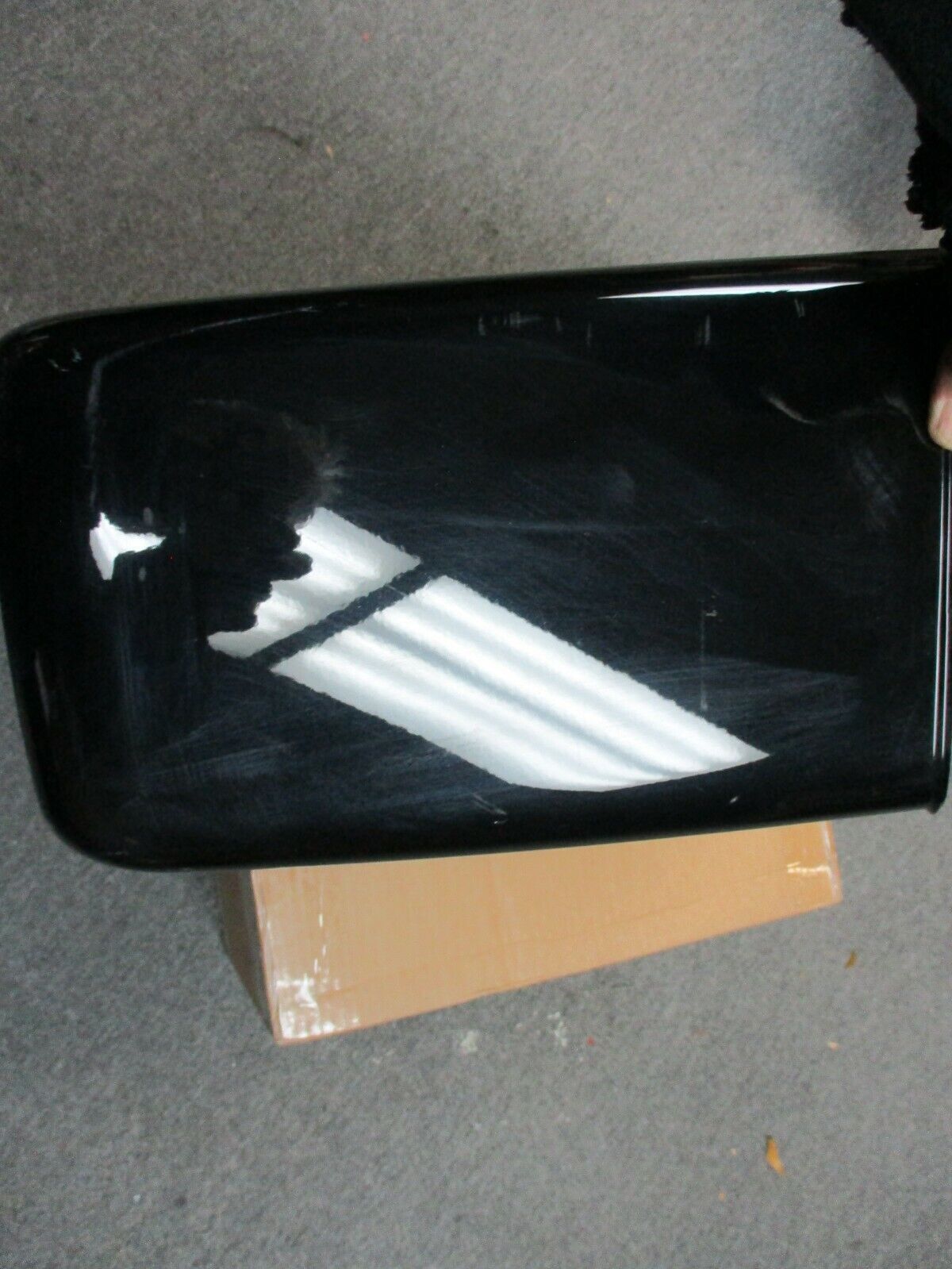 Harley Davidson OEM Right Saddlebag Vivid Black Silver Stripes 90200412 14 Later