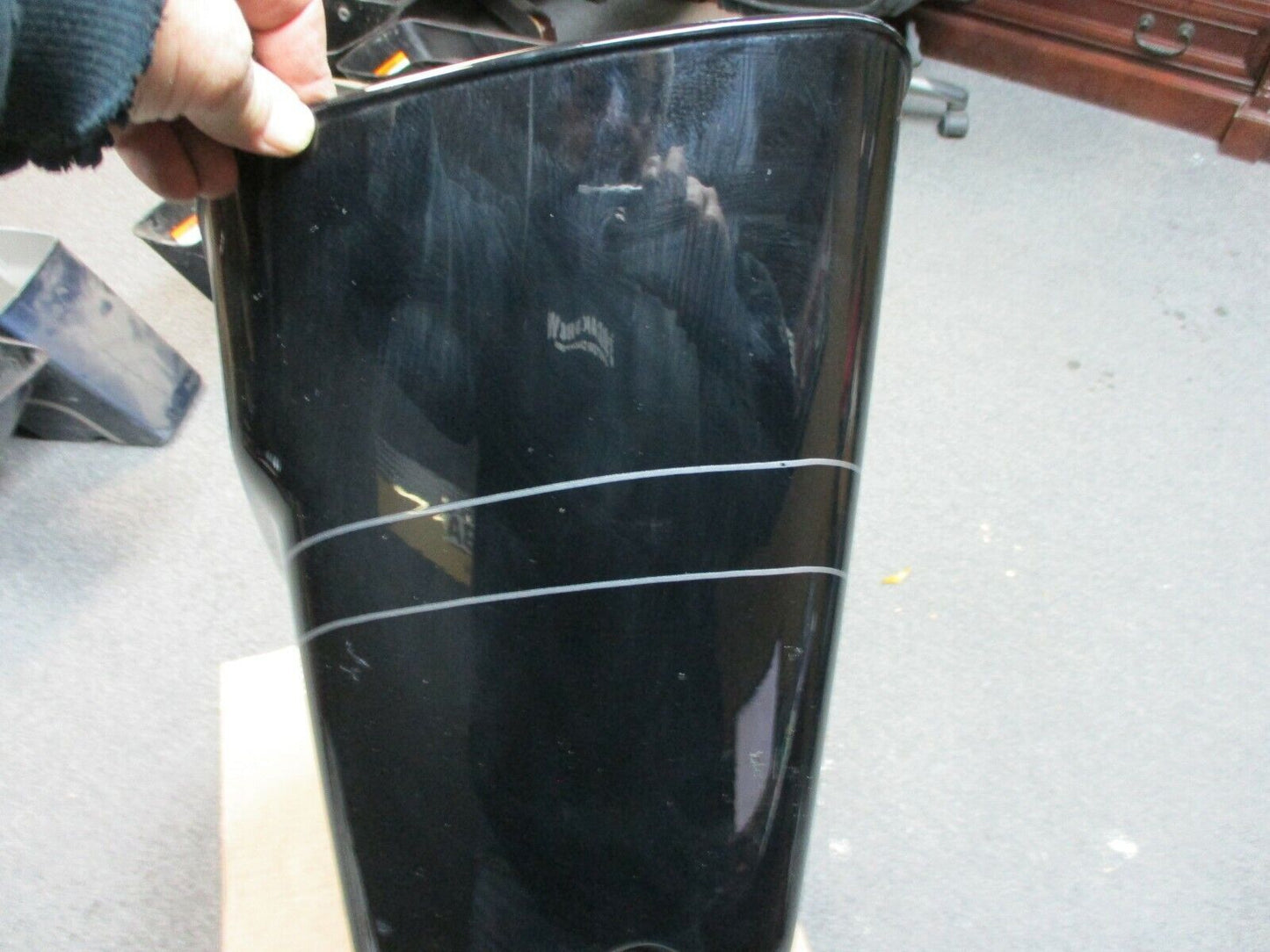 Harley Davidson OEM Right Saddlebag Vivid Black Silver Stripes 90200412 14 Later