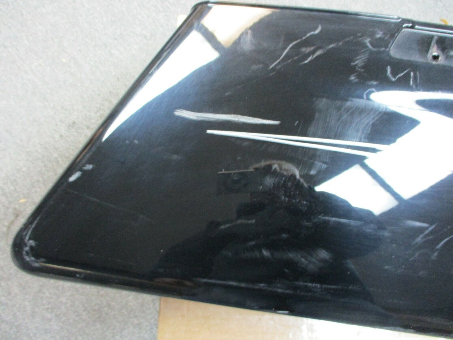 Harley Davidson OEM Right Saddlebag Vivid Black Silver Stripes 90200412 14 Later