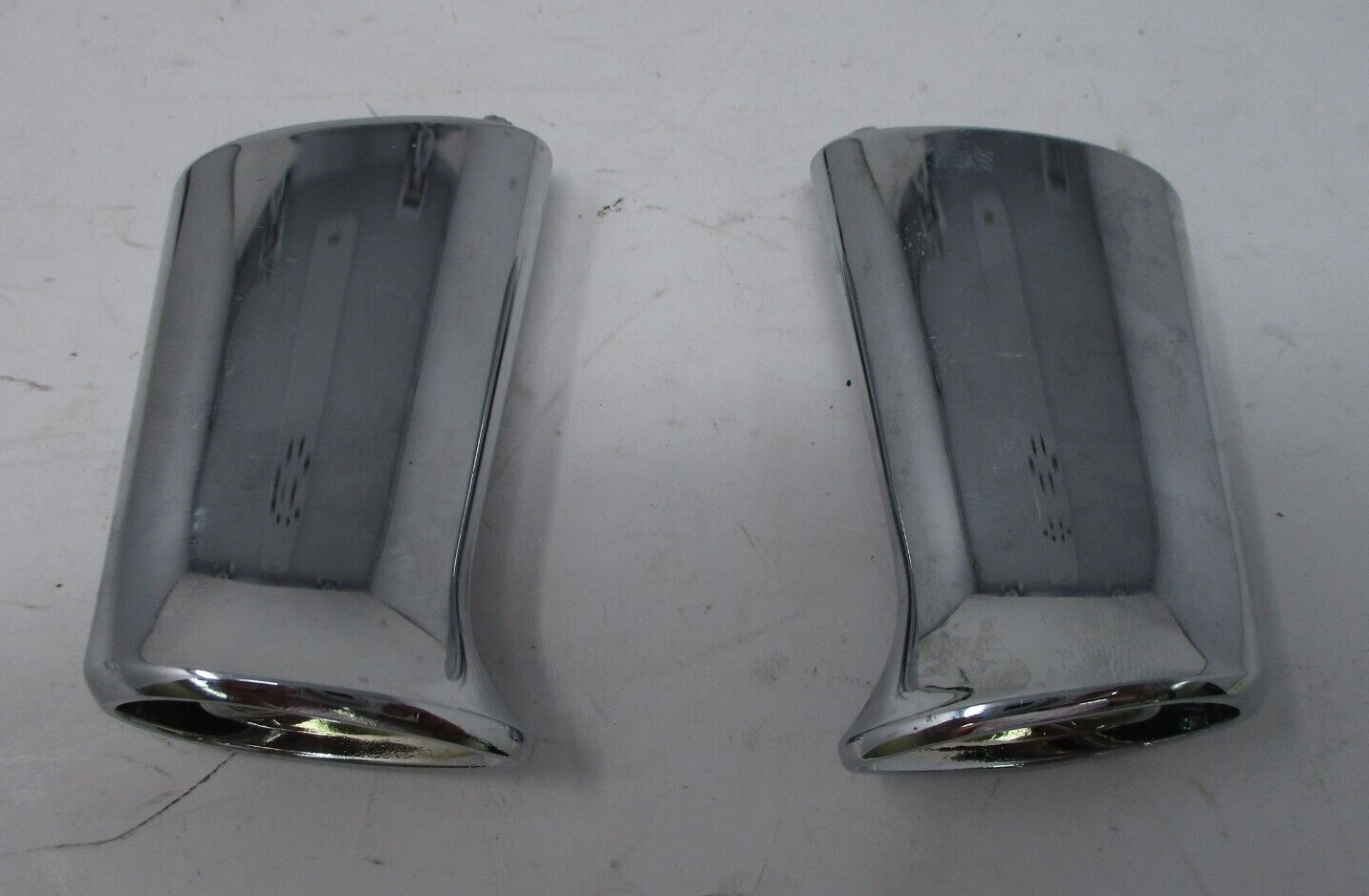Harley-Davidson  Rear Turn Signal Mounts (sold as pair) 68480-02