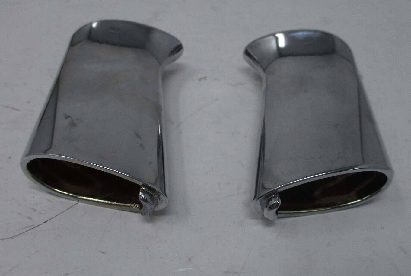 Harley-Davidson  Rear Turn Signal Mounts (sold as pair) 68480-02