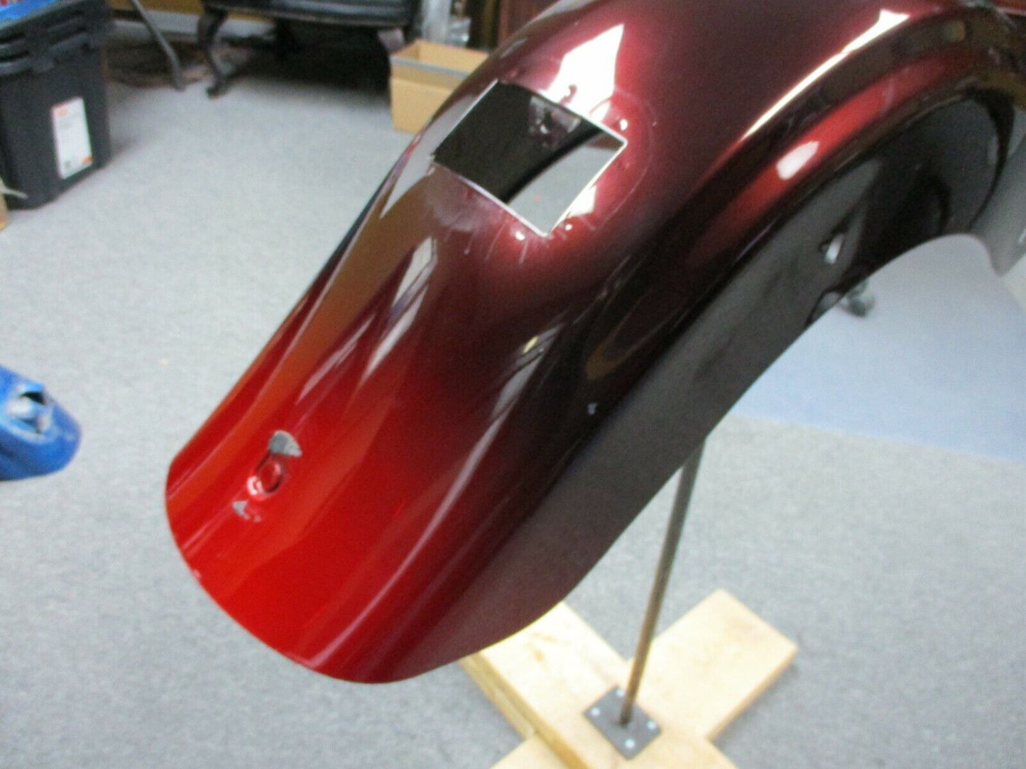 Harley Davidson OEM FLHX/FLTR Rear Fender Deputy Dawg Cherry Fade 59500369ECR