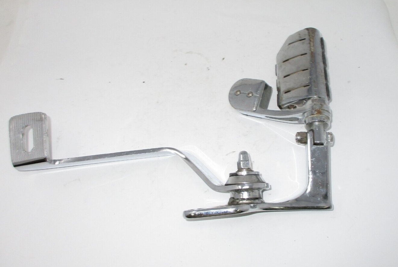 Harley-Davidson  Right Side Peg Mount and Brake Pedal Forward Control Kit