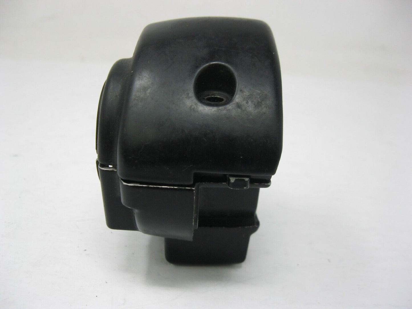 Harley Davidson OEM 08-13 FLH/FLT Touring Right Switch Housing Black 71553-08