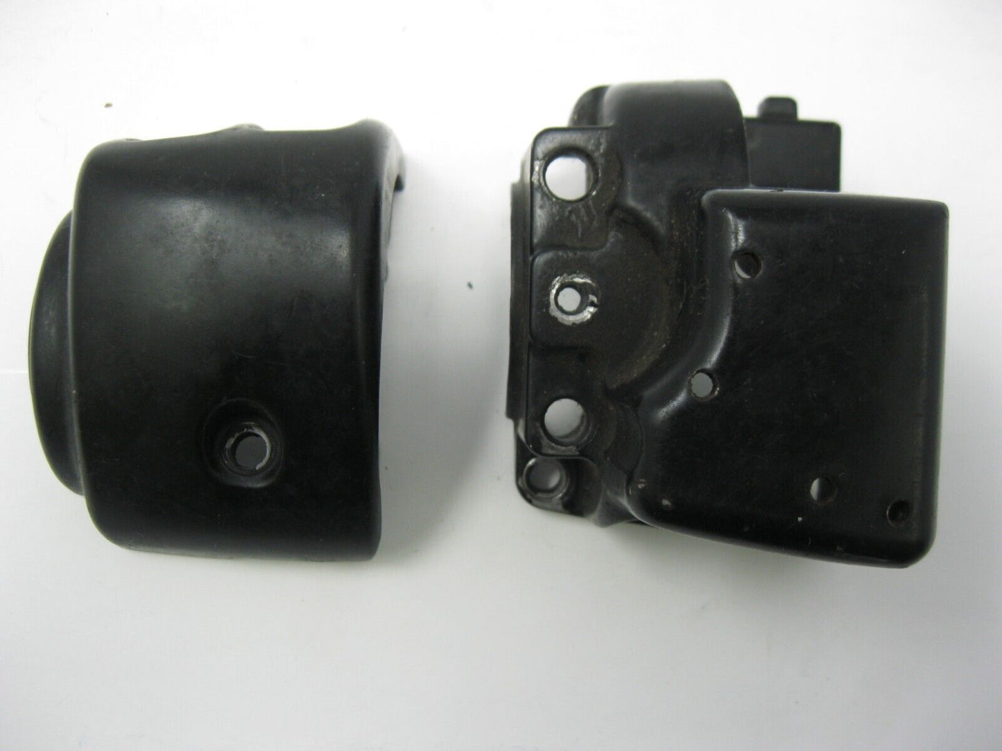 Harley Davidson OEM 08-13 FLH/FLT Touring Right Switch Housing Black 71553-08