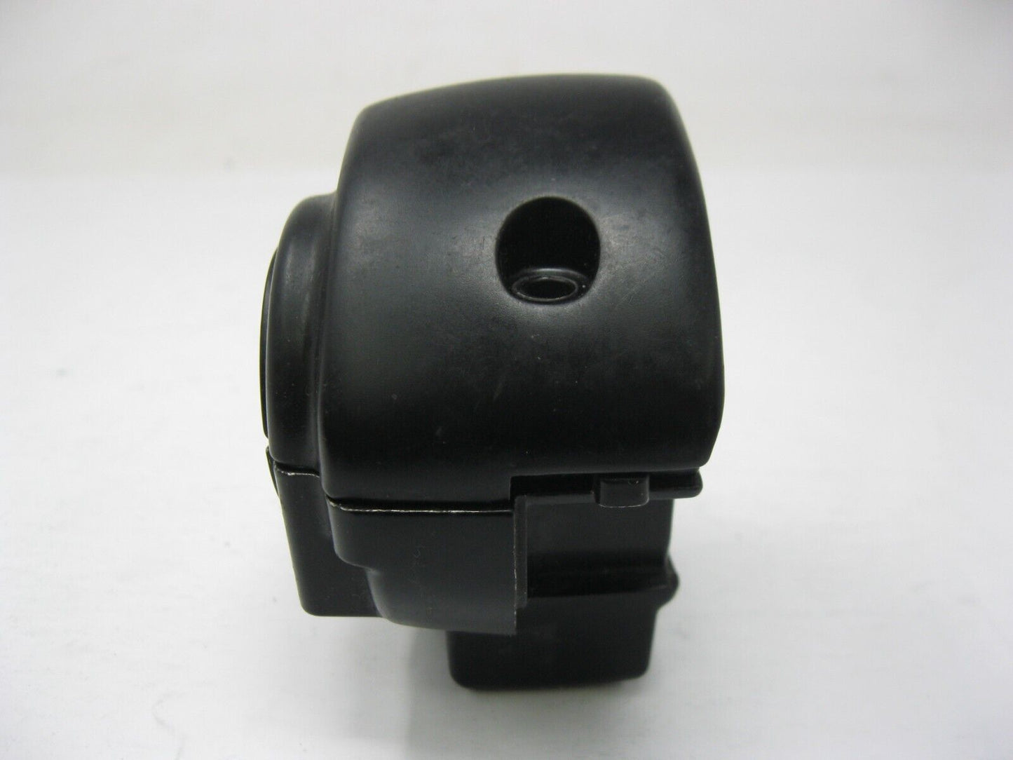 Harley Davidson OEM 08-13 FLH/FLT Touring Right Switch Housing Black 71553-08