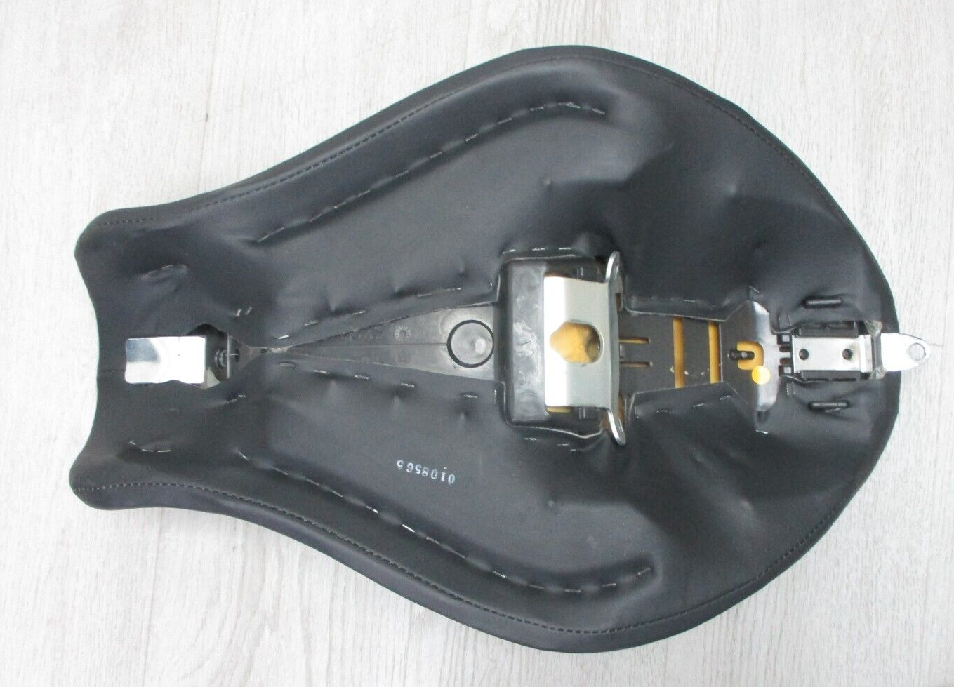 Harley-Davidson Solo Low Profile Seat 51550-11