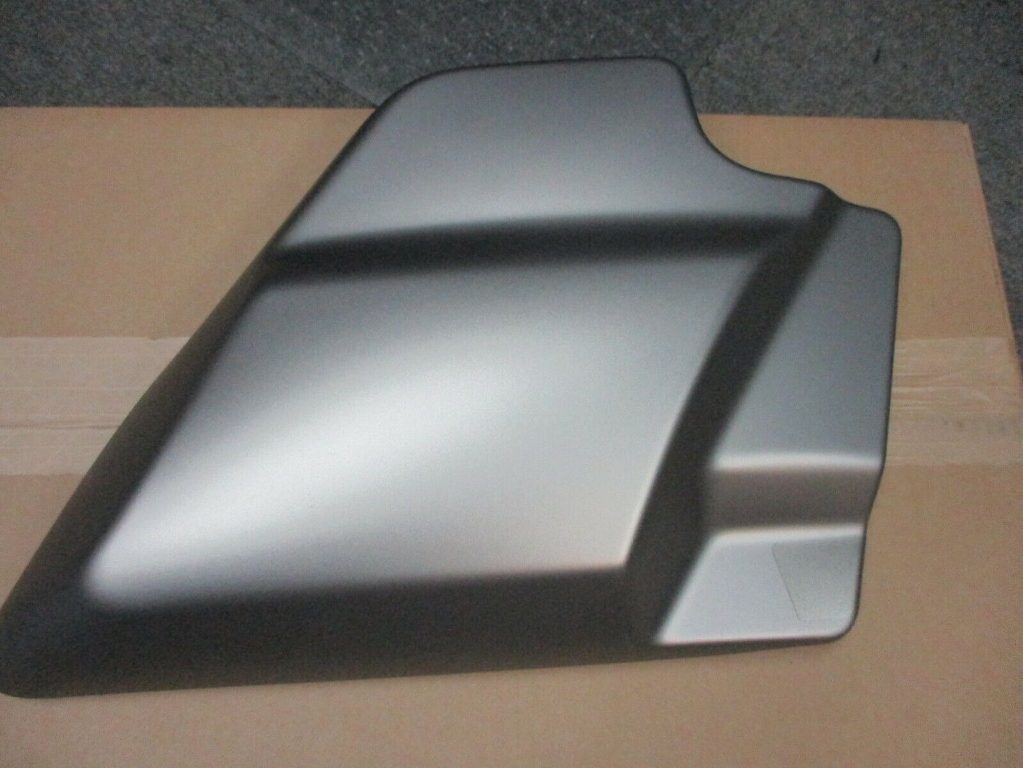 Harley Davidson OEM Right Side Cover Silver Denim 66048-09