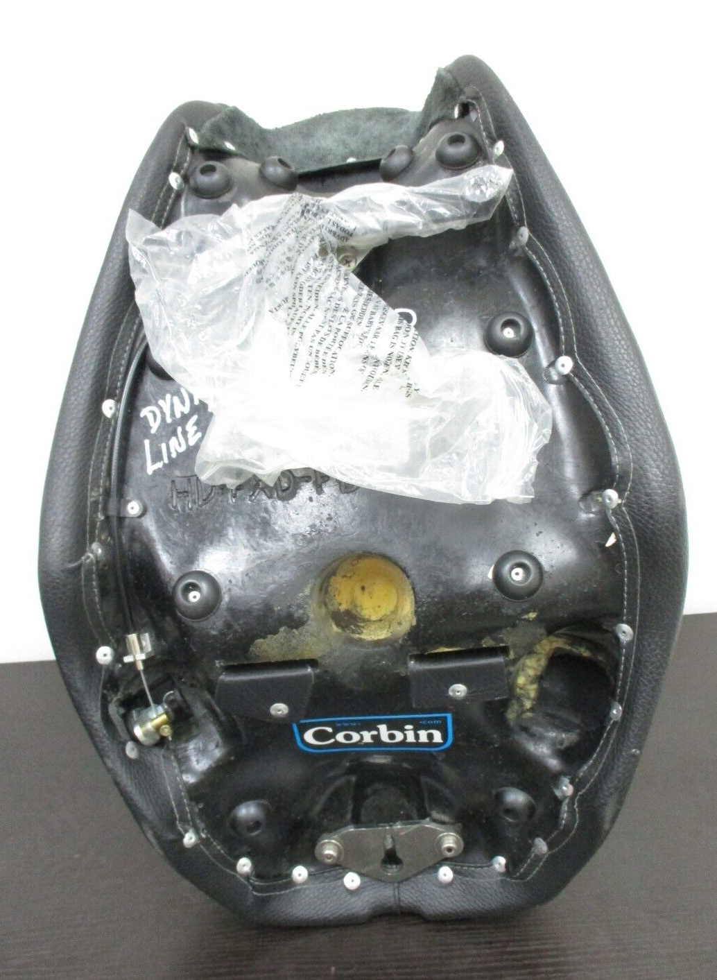 Harley-Davidson Corbin Classic Solo Saddle HD-FXD-FB-8-CS