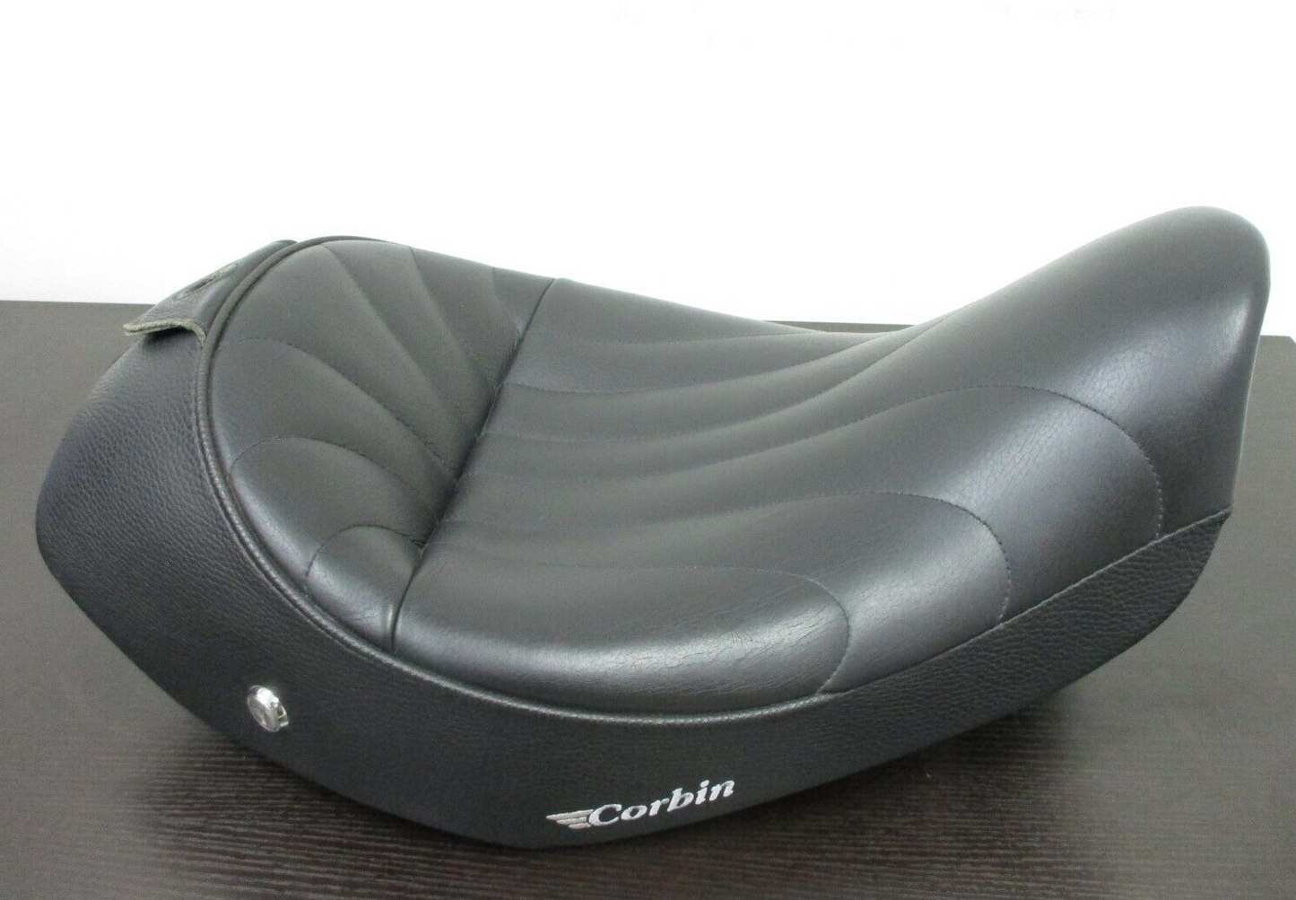 Harley-Davidson Corbin Classic Solo Saddle HD-FXD-FB-8-CS