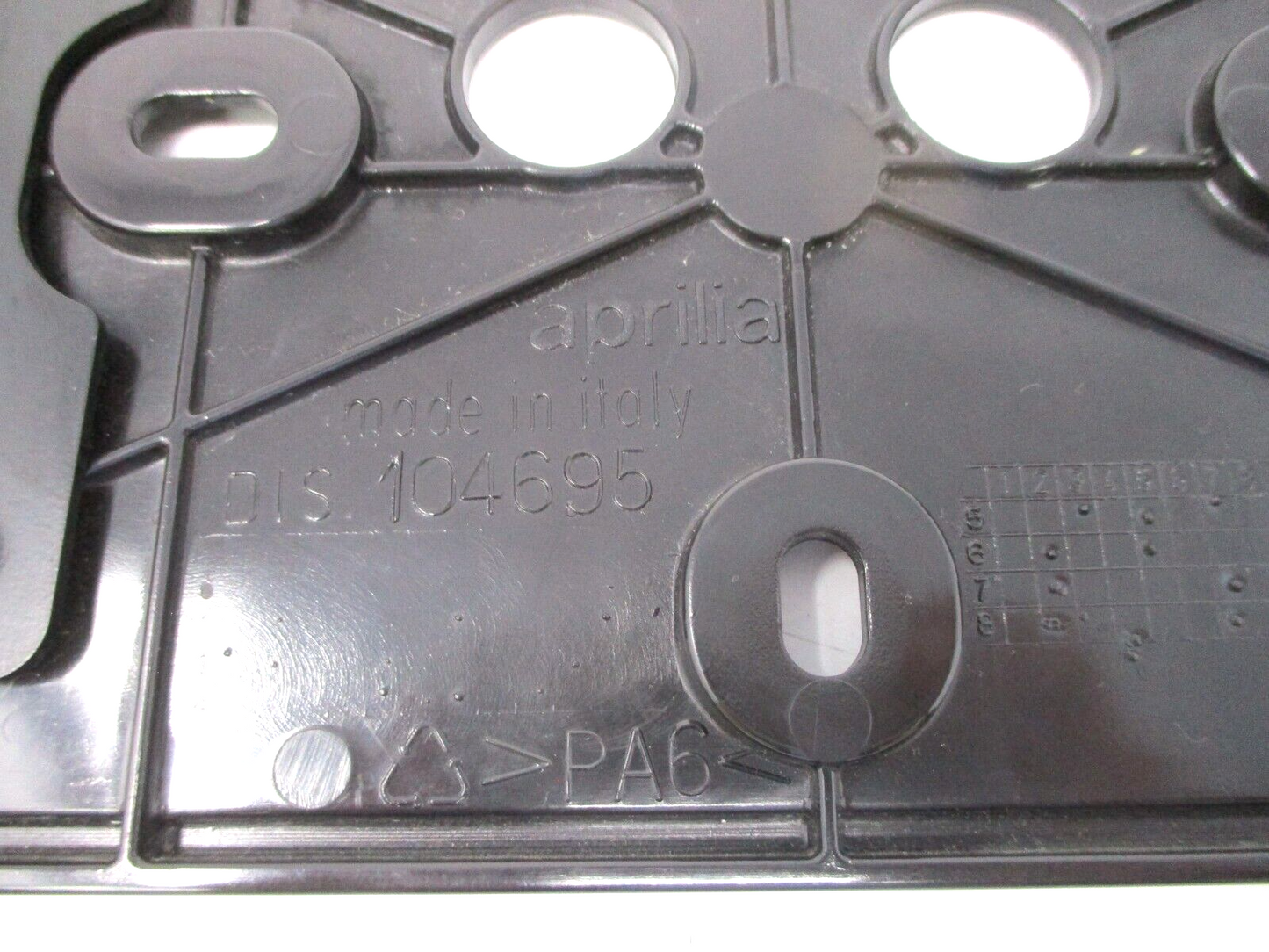 Aprilia License Number Plate Holder Bracket Support DIS 104695