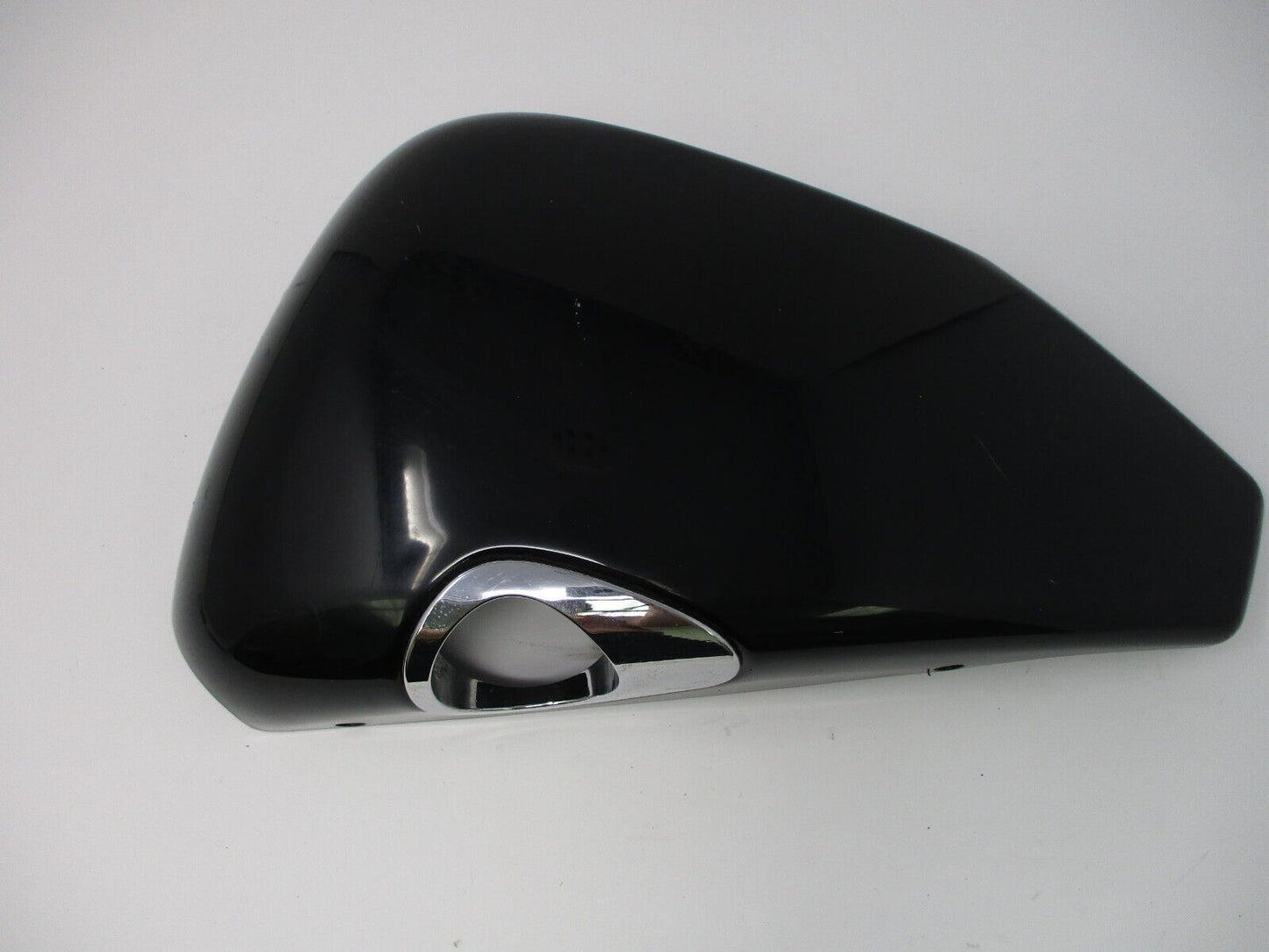 Harley Davidson OEM XL Right Oil Tank Sidecover 57200092DH