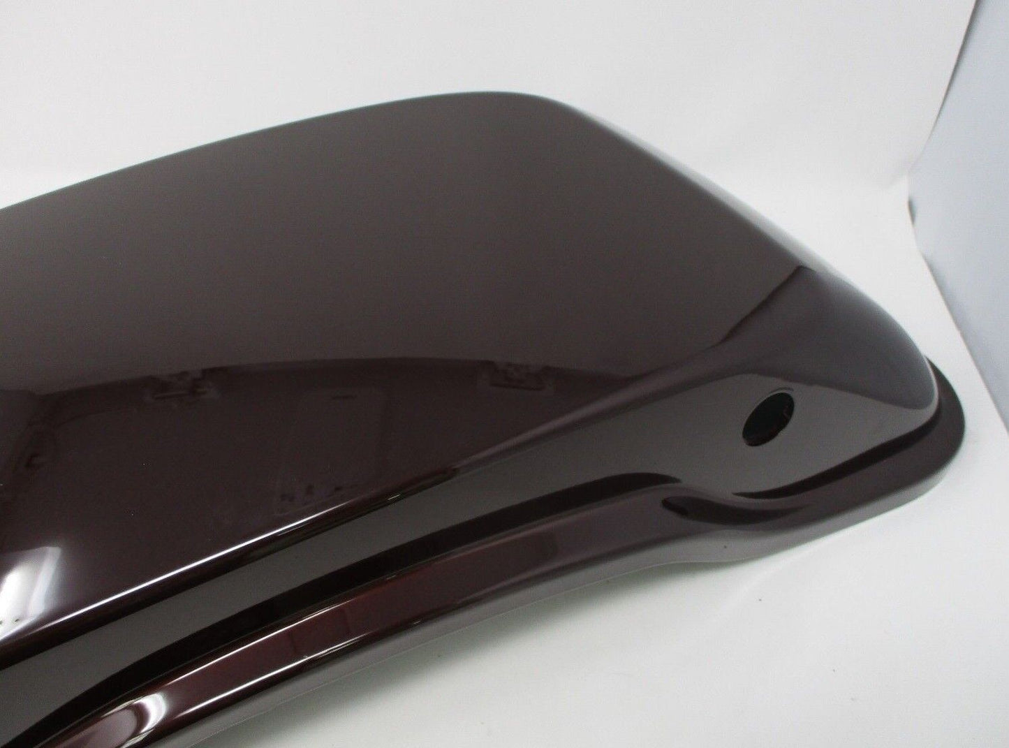 Harley Davidson OEM '14 - Later LH Saddlebag Lid 90200413