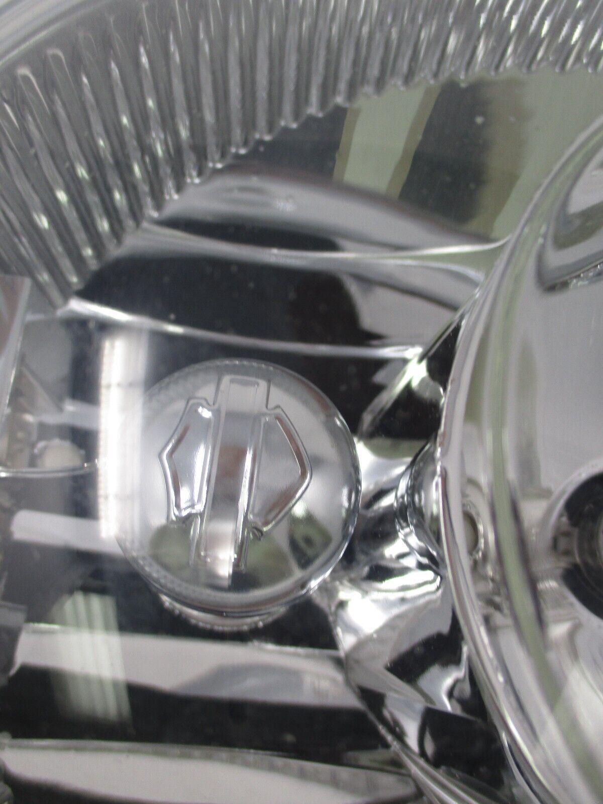 Harley Davidson OEM Halogen Dual Beam Headlight 67864-04