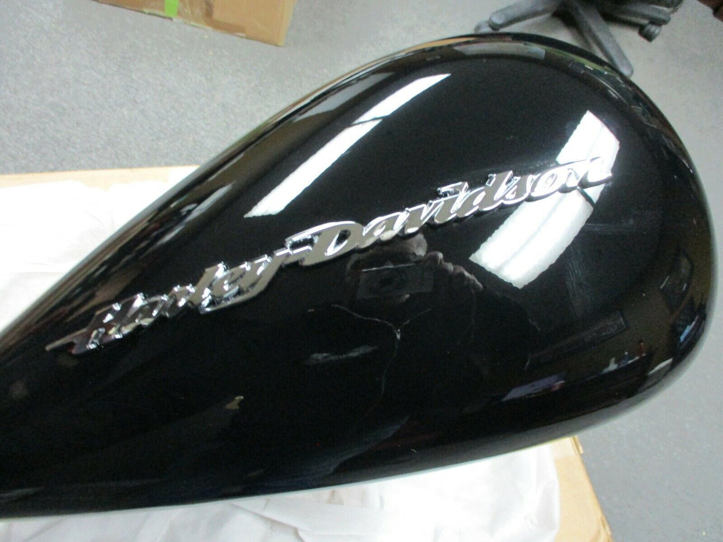 Harley Davidson OEM FLTR Fuel Tank Vivid Black Silver Stripe 61000138DBX