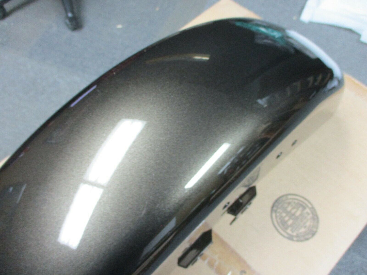 Harley Davidson OEM FLHX, FLTR, FLHR, FLHT  2014 - 2018 Front Fender 58900009