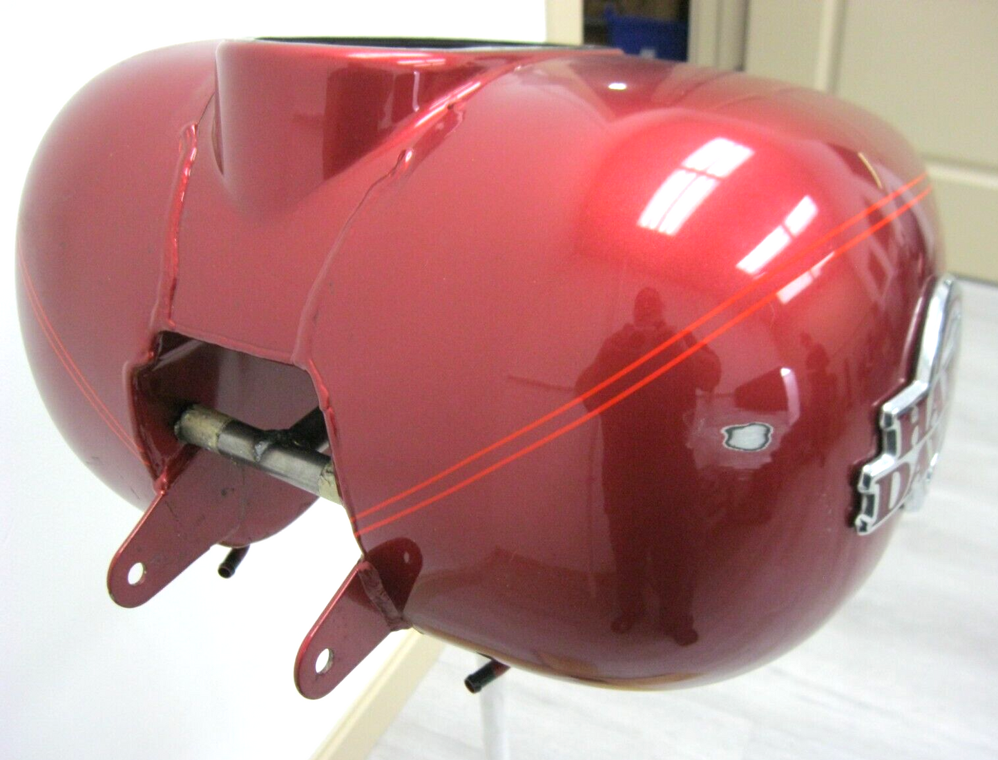 Harley-Davidson OEM 2005 FLHTCUI Sierra Red Fuel Tank 61356-05BJF