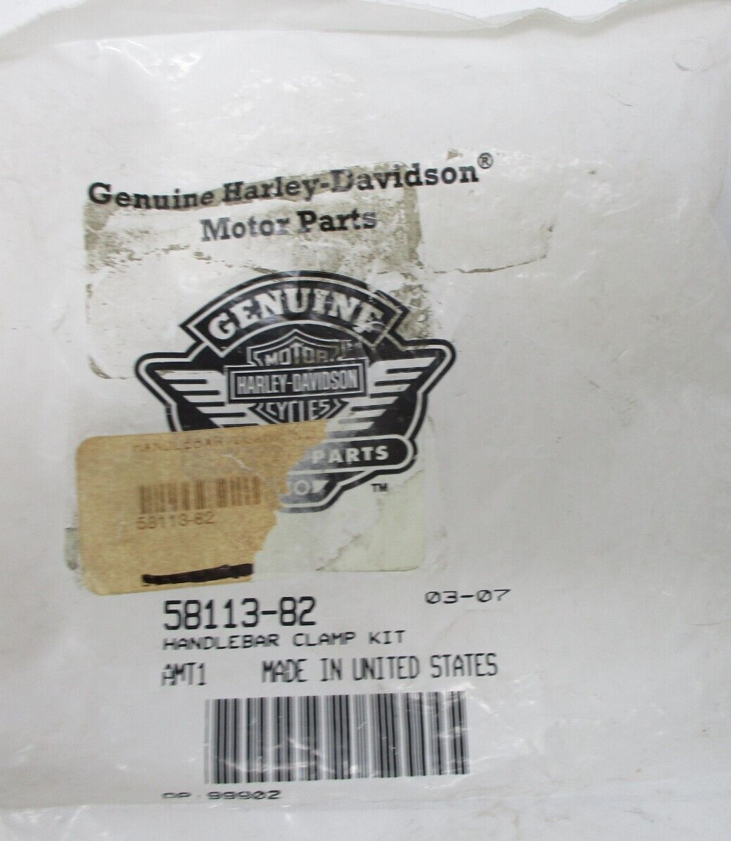 Harley-Davidson  Handlebar Clamp Kit 58113-82