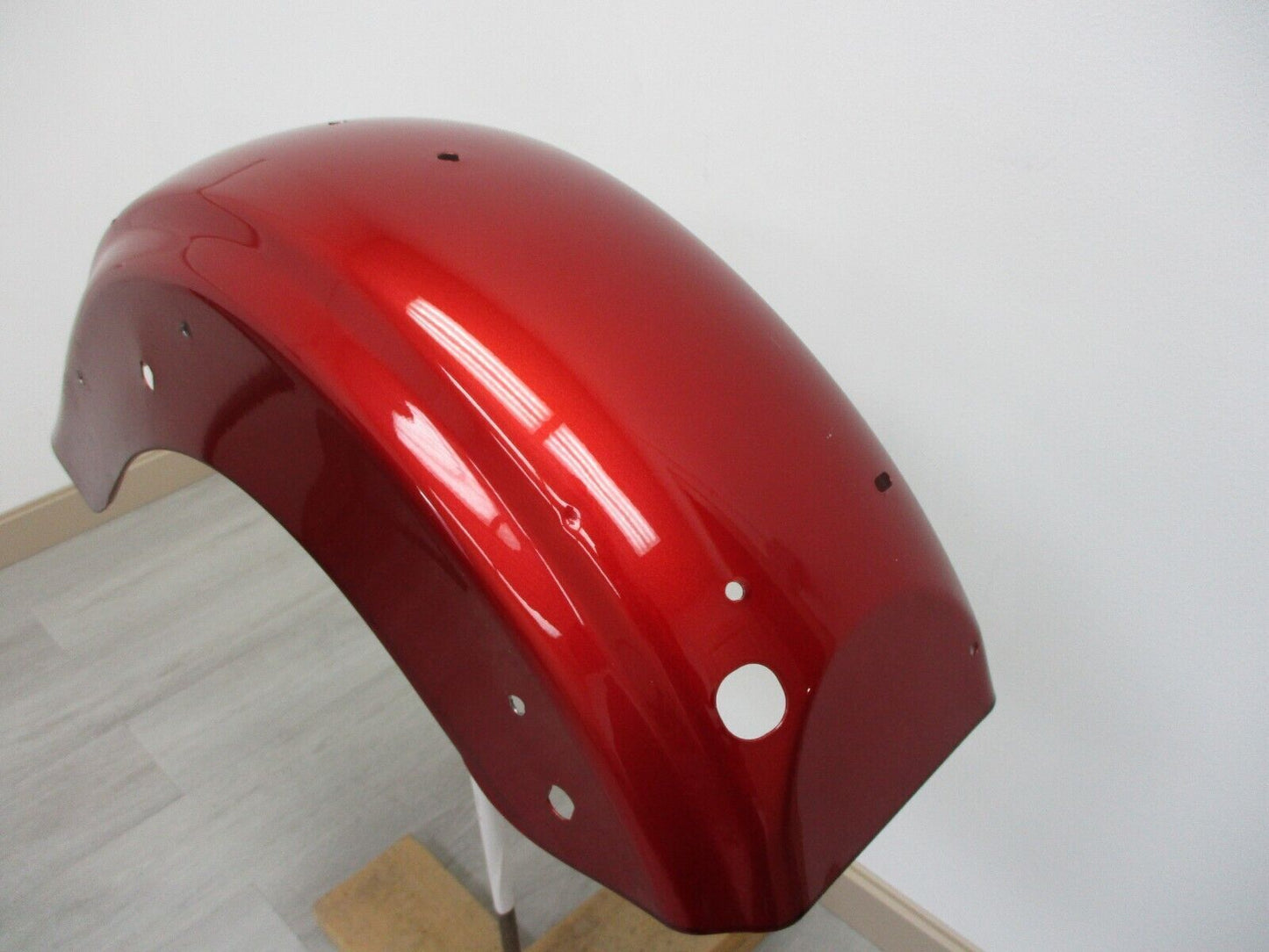 Harley-Davidson OEM Ember Red Sunglo Fender FLTRU 20111024