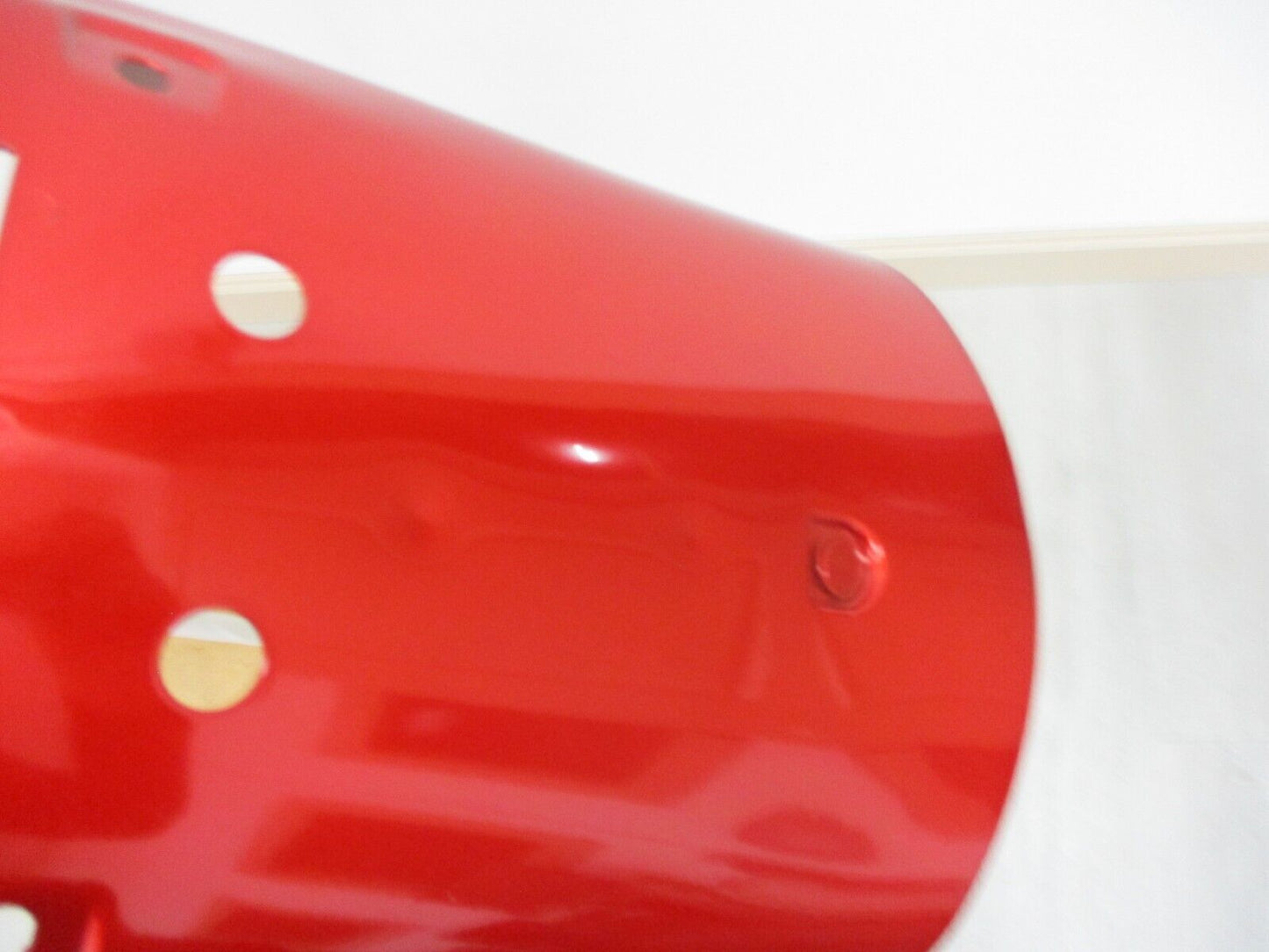 Harley-Davidson OEM Ember Red Sunglo Fender FLTRU 20111024