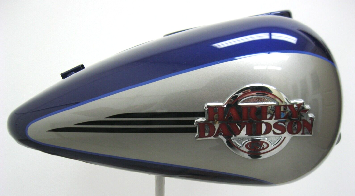 Harley-Davidson OEM 2007 FLHTCU Deep Cobalt & Pewter Pearl Fuel Tank 61356-07CHE