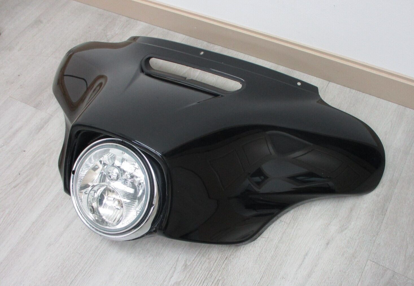 Harley-Davidson OEM Vivid Black Outer Fairing 57000328DH