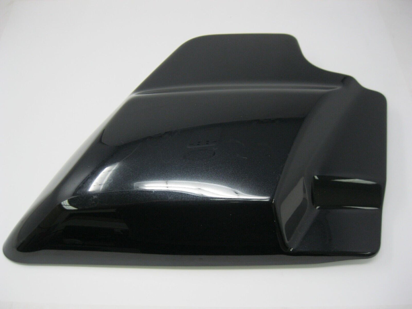 Harley-Davidson OEM Pair of 09-22 Touring Side Covers (Prime#)66048-09A/66250-09
