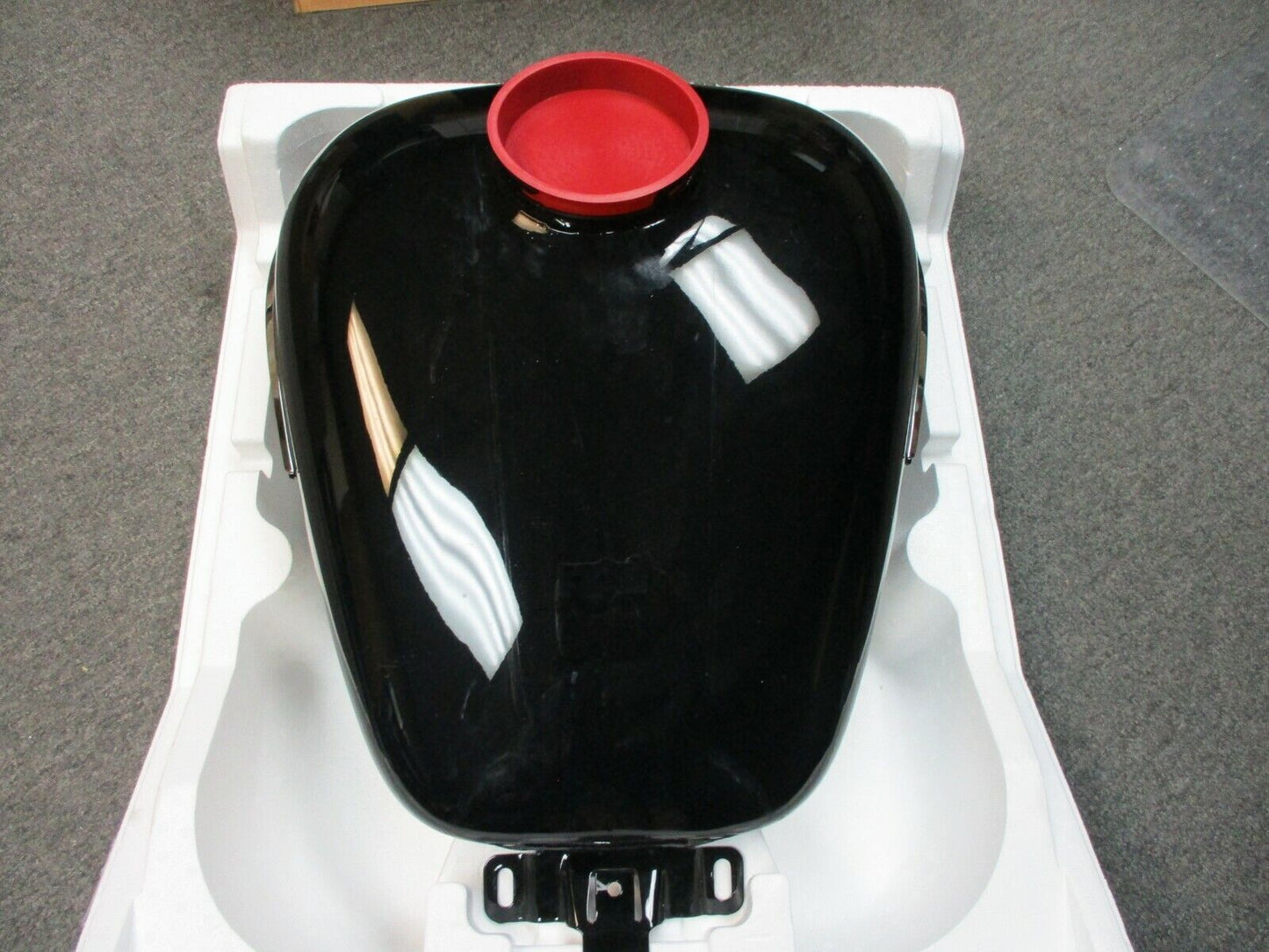 Harley Davidson OEM FLTRU Vivid Black Fuel Tank 61000229EDR