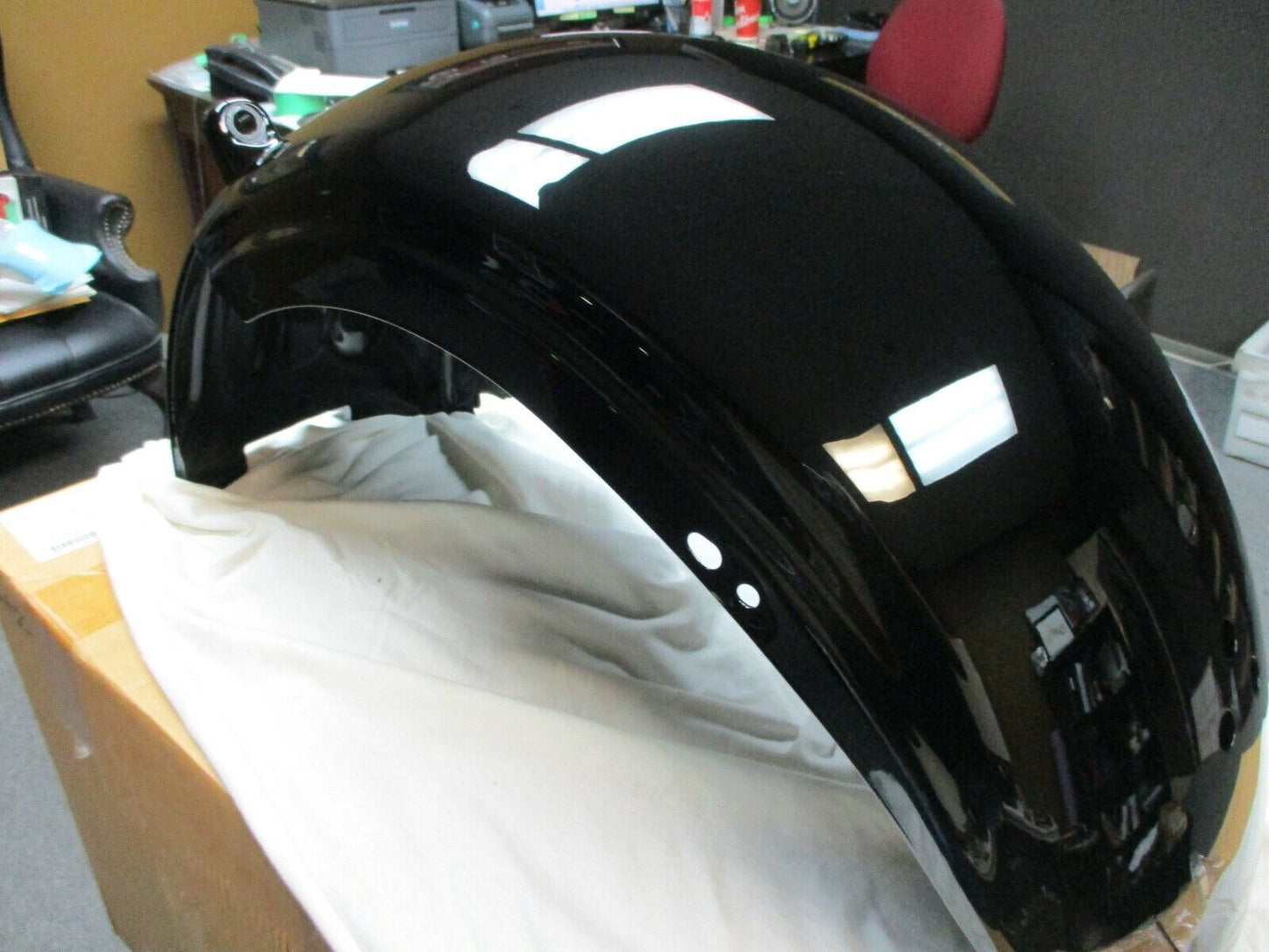 Harley Davidson OEM FXCW Rocker Rear Fender Vivid Black Deluxe 60185-08DH New