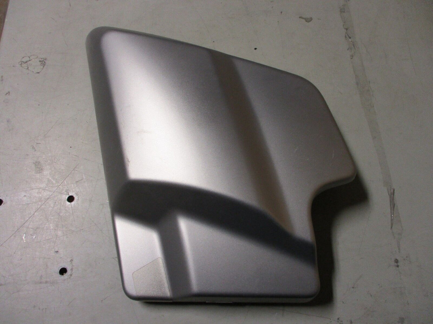 RIGHT SIDE COVER FOR 2009 AND LATER HARLEY-DAVIDSON TOURING MODELS - 66048-09