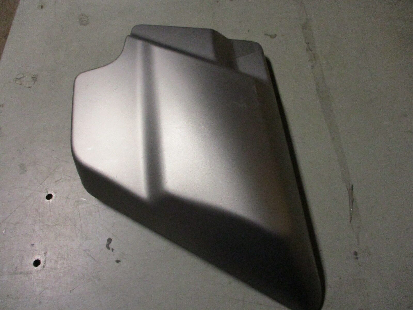 RIGHT SIDE COVER FOR 2009 AND LATER HARLEY-DAVIDSON TOURING MODELS - 66048-09