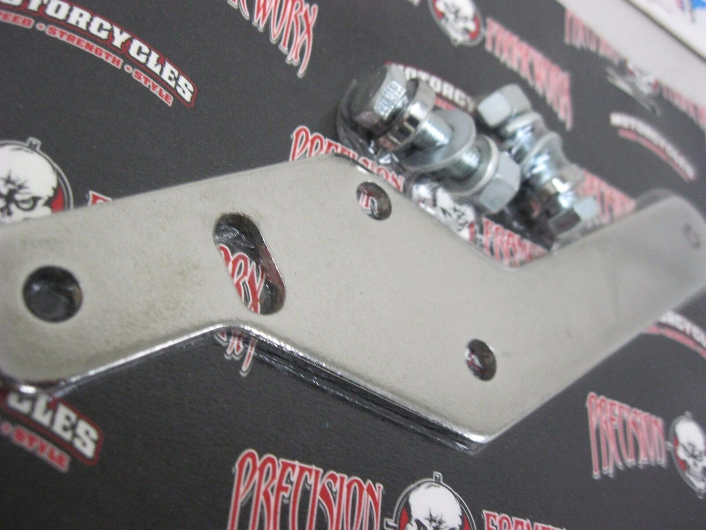 CUSTOM CHROME 26525 VERTICAL TOOL BOX MOUNT