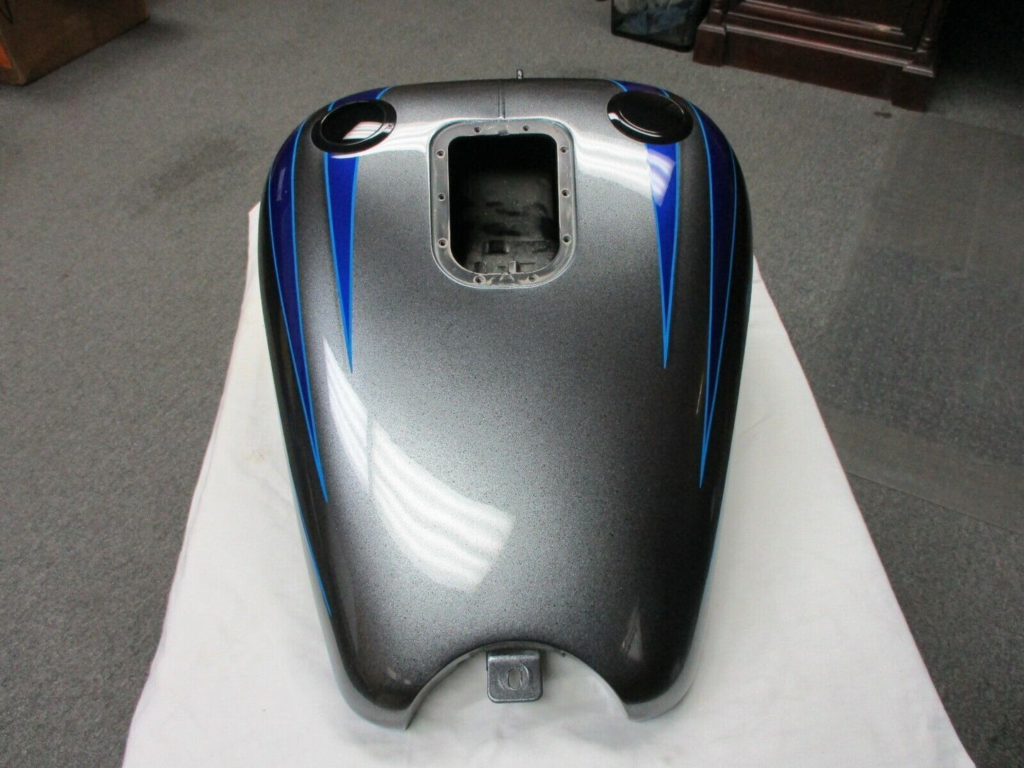 Harley Davidson OEM FLSTN Radical Paint Series Stretched Fuel Tank 61625-08CXV