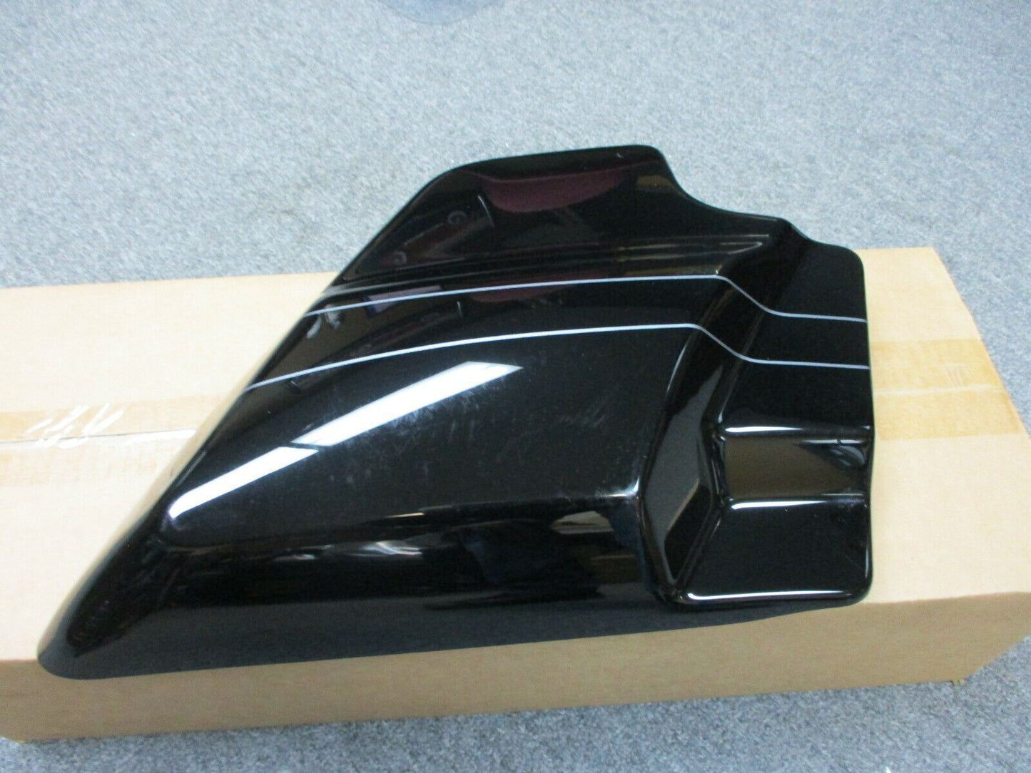 Harley Davidson OEM FLHX/FLTR Vivid Black Right Side Cover 2 Silver Pin Stripes