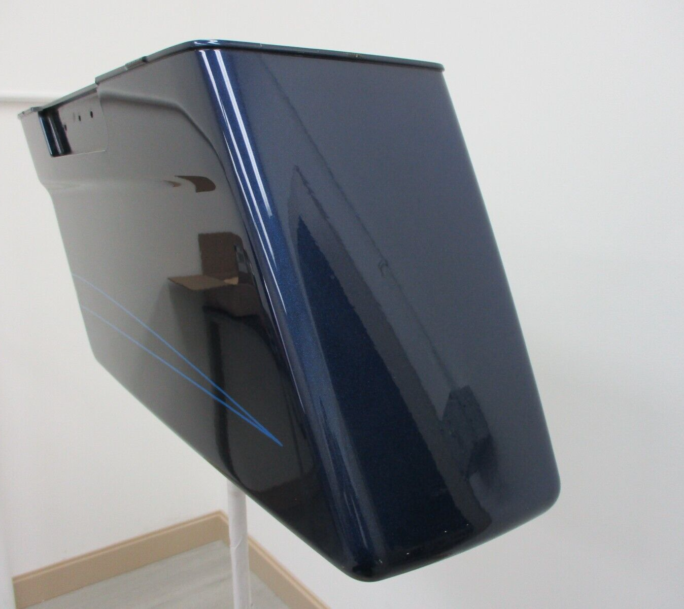 Harley-Davidson OEM Left Saddlebag Metallic Blue w/Stripe '99-'00  90753-93
