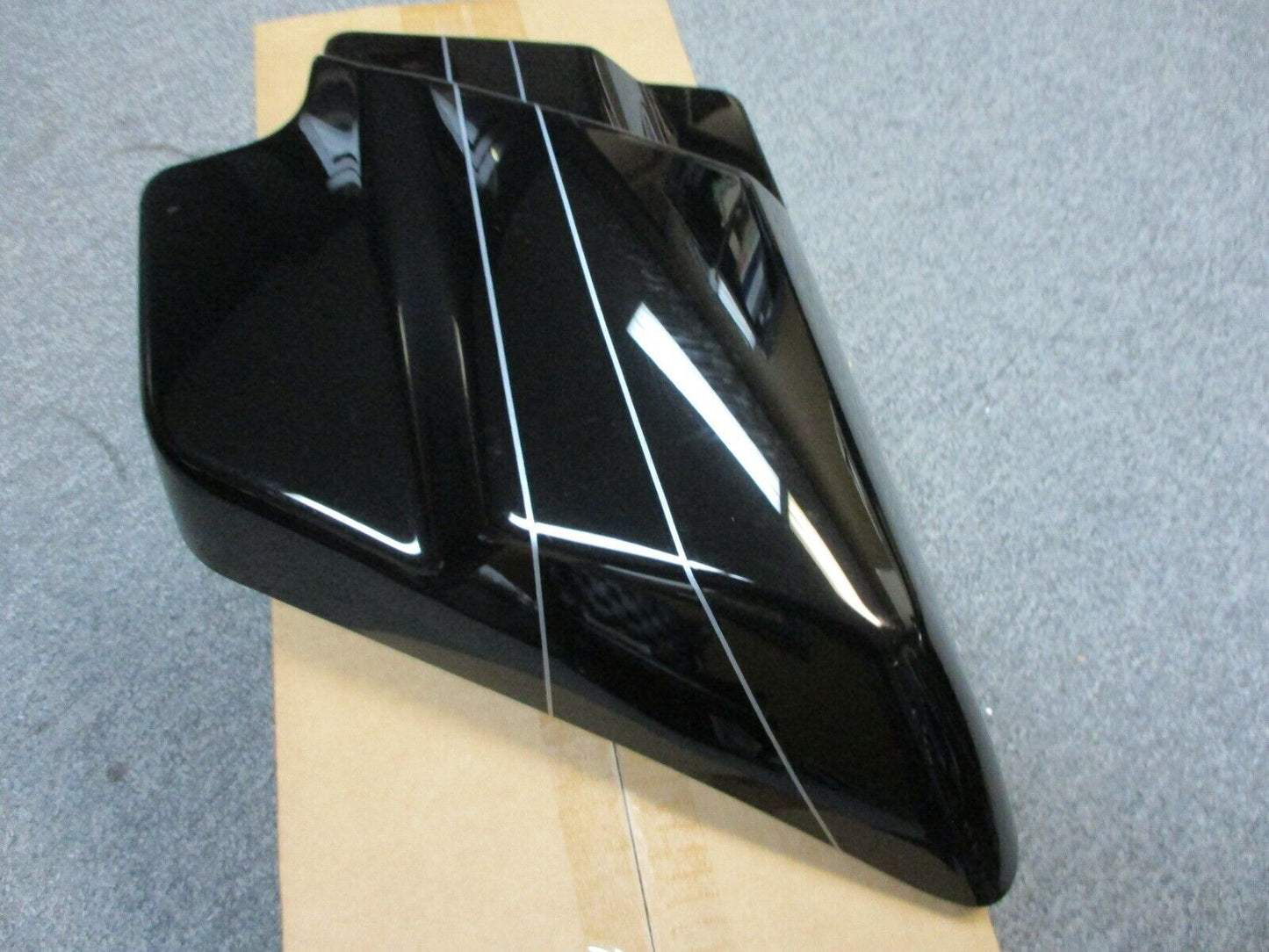 Harley Davidson OEM FLHX/FLTR Vivid Black Right Side Cover 2 Silver Pin Stripes