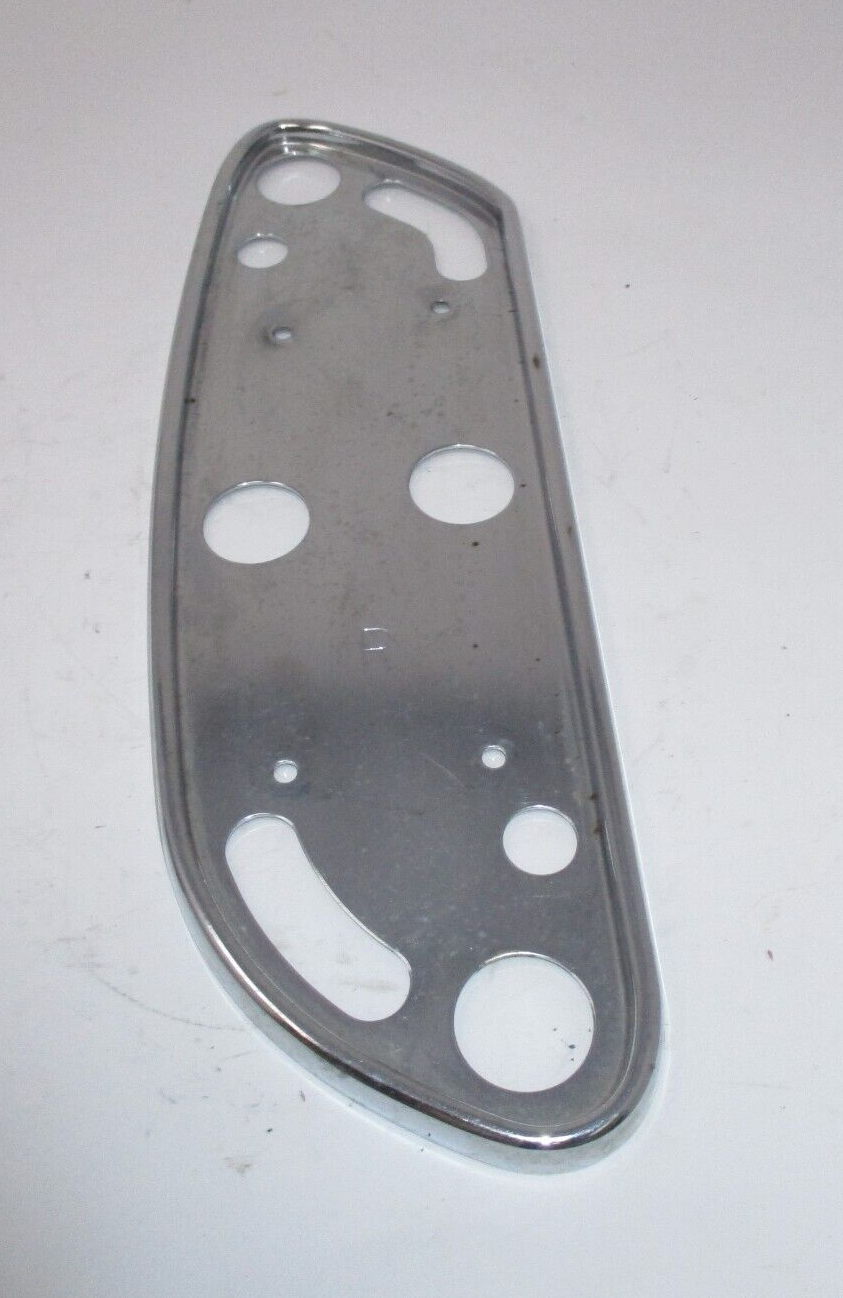 Harley-Davidson  Streamliner Collection Right Top Plate 50685-04