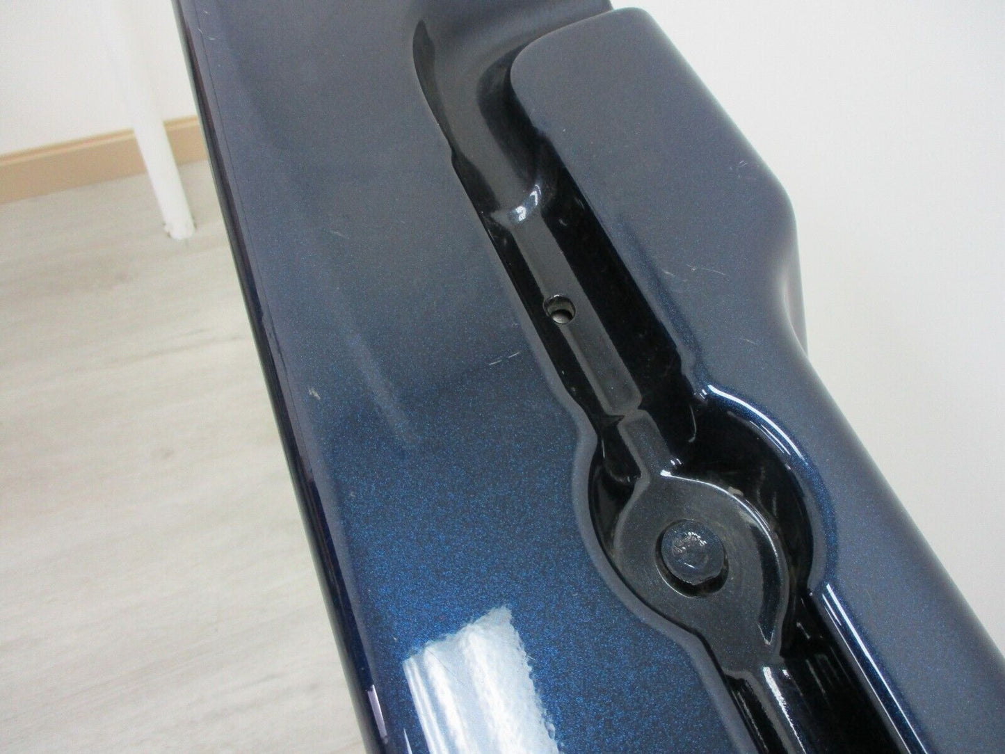 Harley-Davidson OEM Left Saddlebag Metallic Blue w/Stripe '99-'00  90753-93