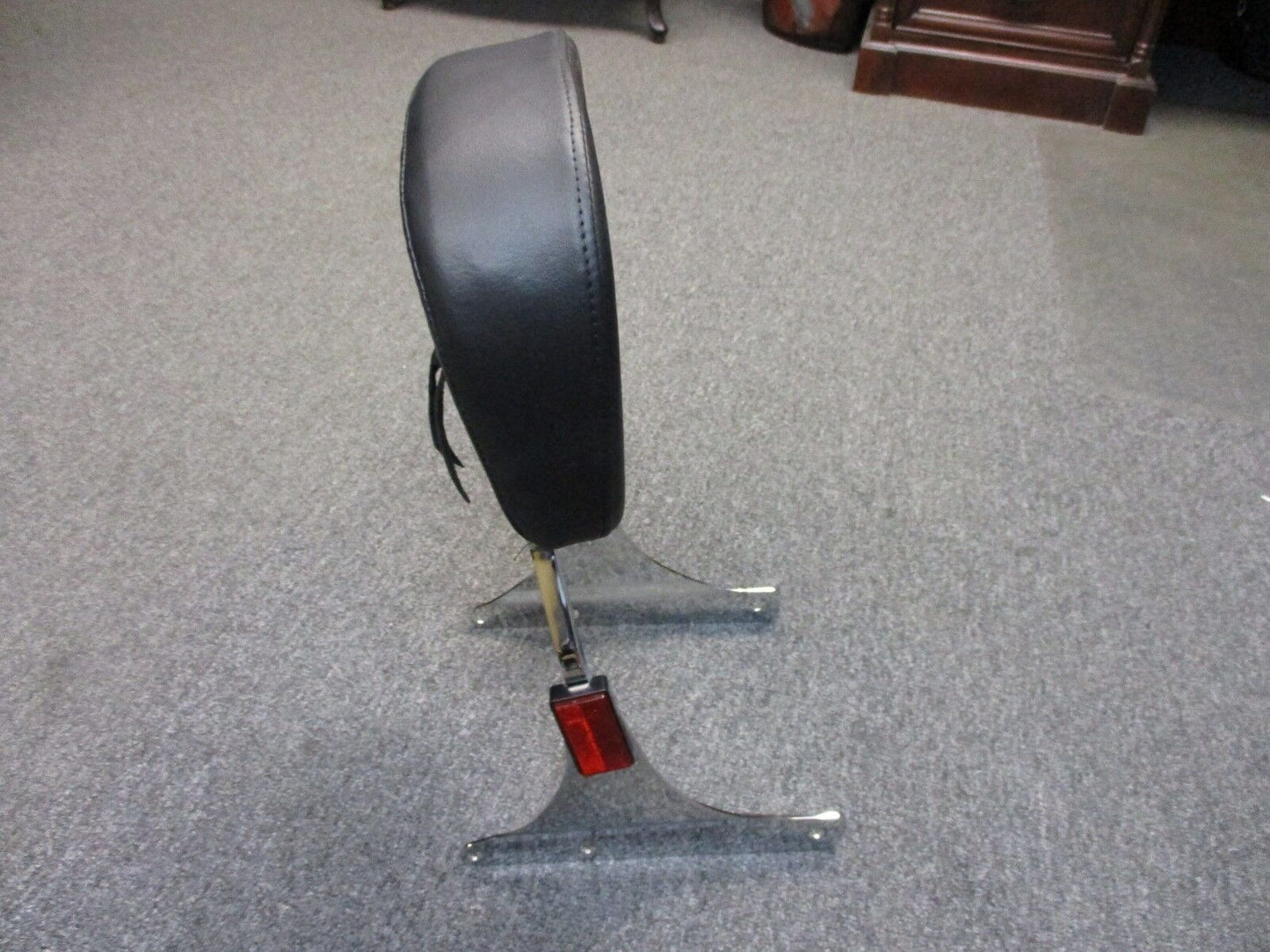 Harley Davidson Genuine Sissy Bar with Back Rest  and Side Plates 52735-85