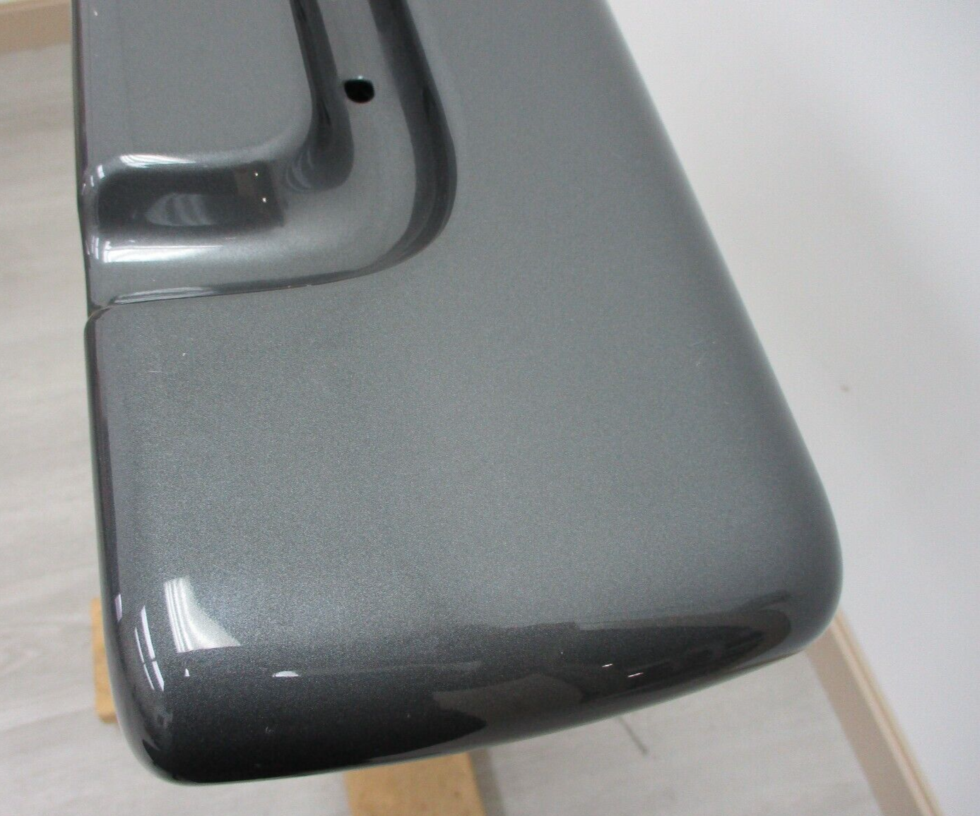Harley Davidson OEM Left Saddlebag Grey 90200414