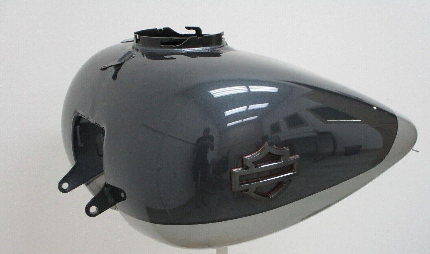 Harley Davidson OEM '19 FLXHSE CVO Fuel Tank, Charred Steel/Silver, 61000524EJB