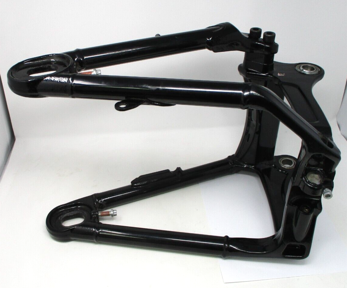 Harley Davidson OEM Swingarm Assembly 47400099BHP