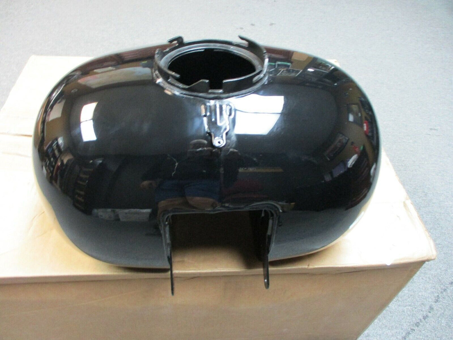 Harley Davidson OEM FLHTC Fuel Tank Vivid Black Silver Stripes  61360-08BHY
