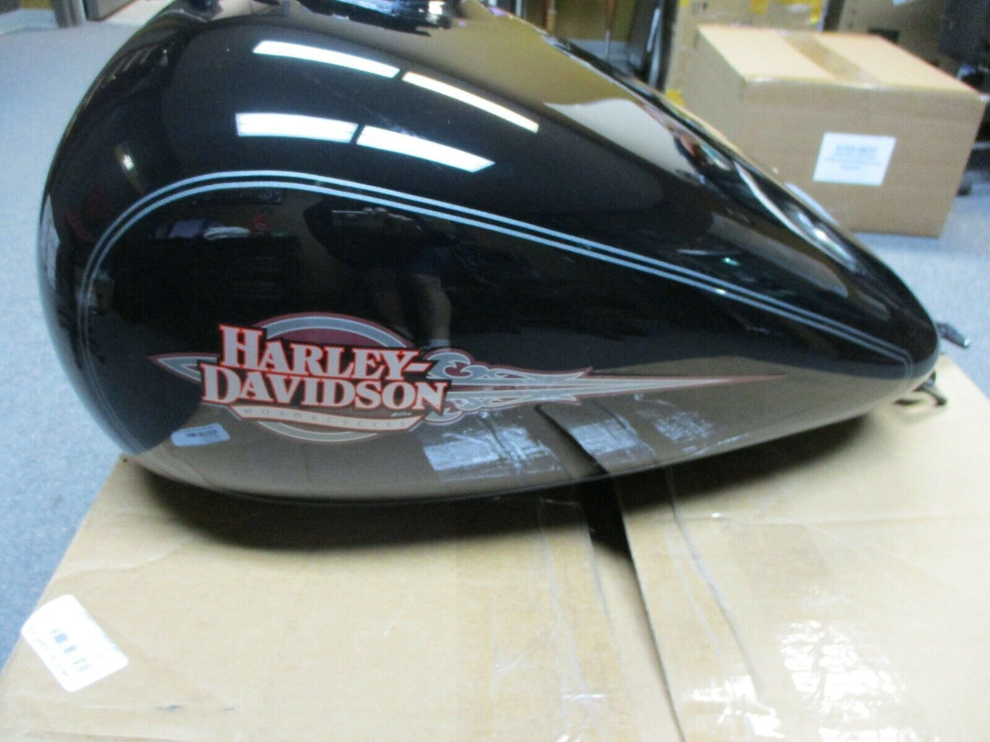 Harley Davidson OEM FLHTC Fuel Tank Vivid Black Silver Stripes  61360-08BHY