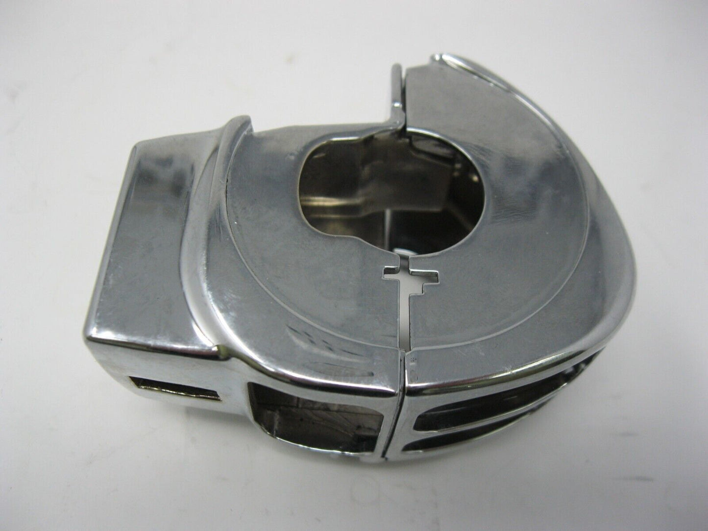 Drag Specialties Right Side Upper & Lower Switch Housing  0616-0146 & 0616-0112