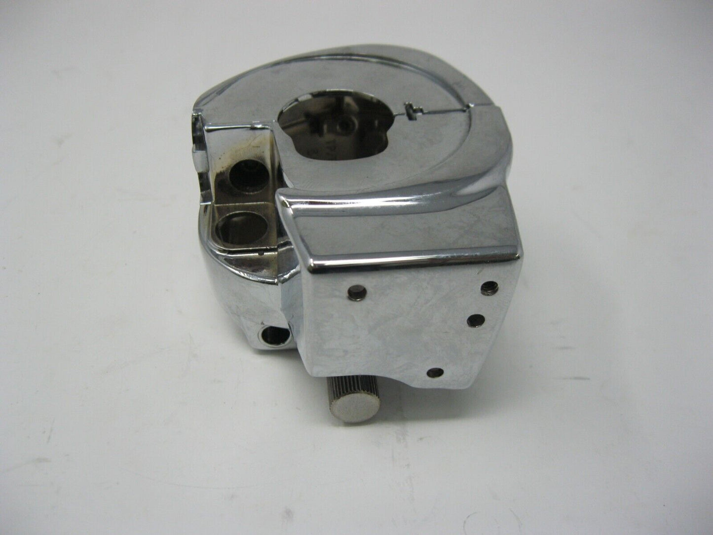Drag Specialties Right Side Upper & Lower Switch Housing  0616-0146 & 0616-0112