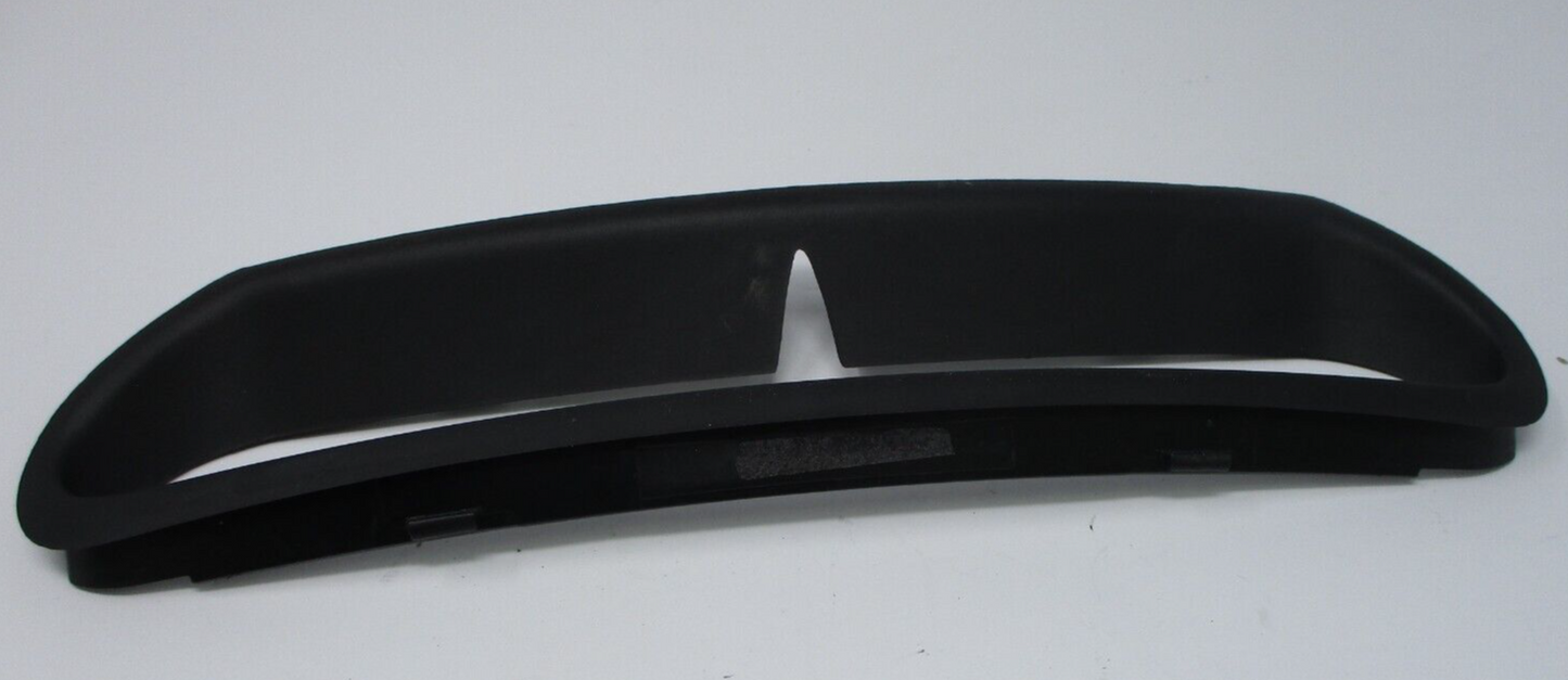 Harley-Davidson OEM Outer Fairing Air Duct Bezel  '14-'21 FLH Models  29200007